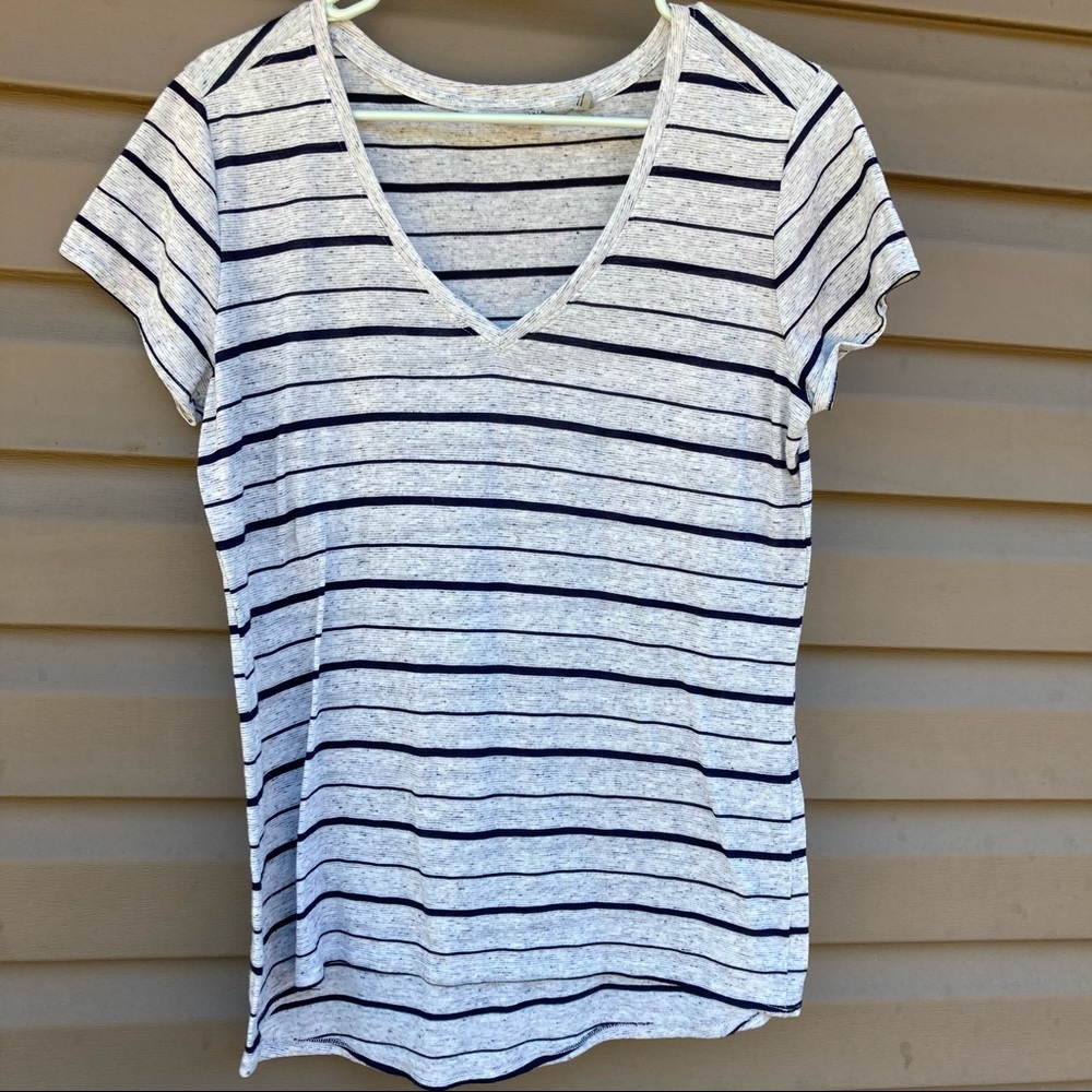 Athleta Tee Shirt